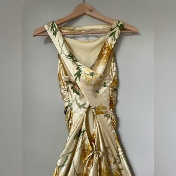 NEW Reformation Anaiis Long Backless Silk Dress Honeyglow Yellow Floral | US 0 - Picture 11 of 13